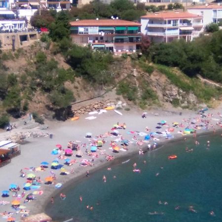 Ca La Nuri Pis 4 Vistas Al Mar Διαμέρισμα Llança Εξωτερικό φωτογραφία
